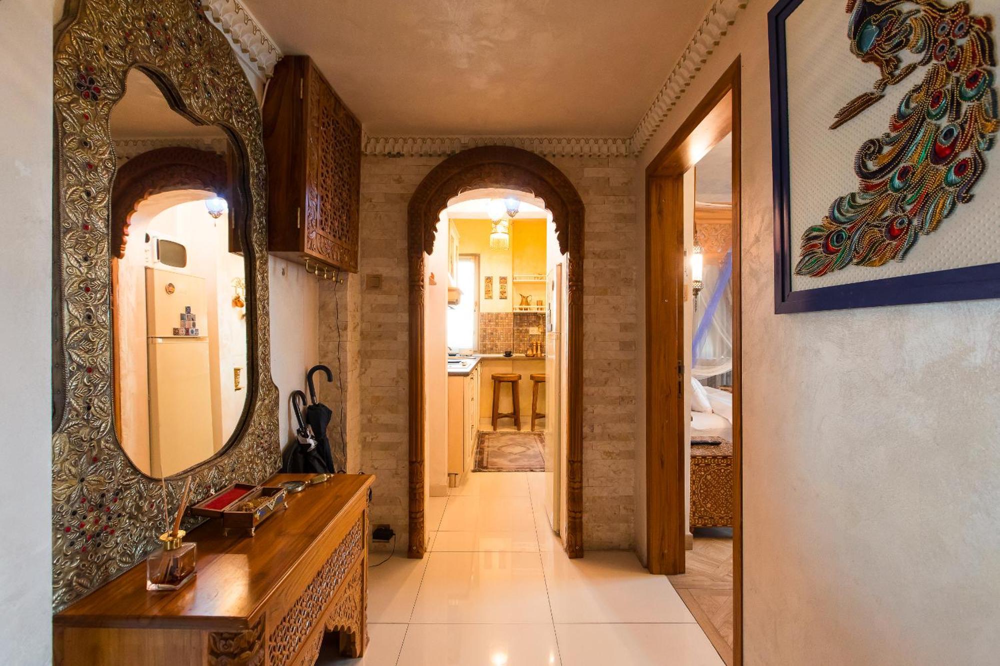 Hidden Gem Antique Apt With Stunning City Views بوخارست المظهر الخارجي الصورة