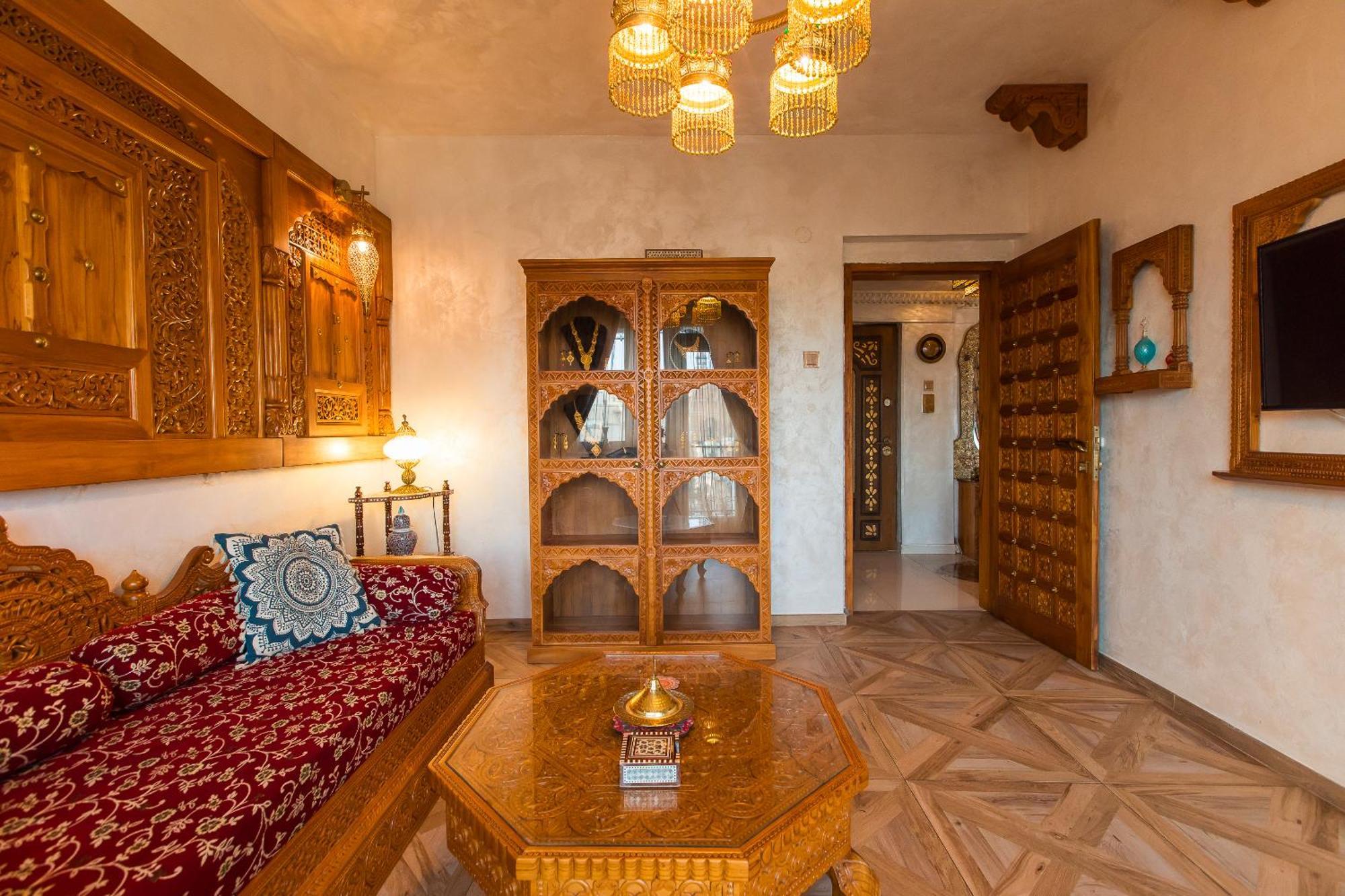 Hidden Gem Antique Apt With Stunning City Views بوخارست المظهر الخارجي الصورة